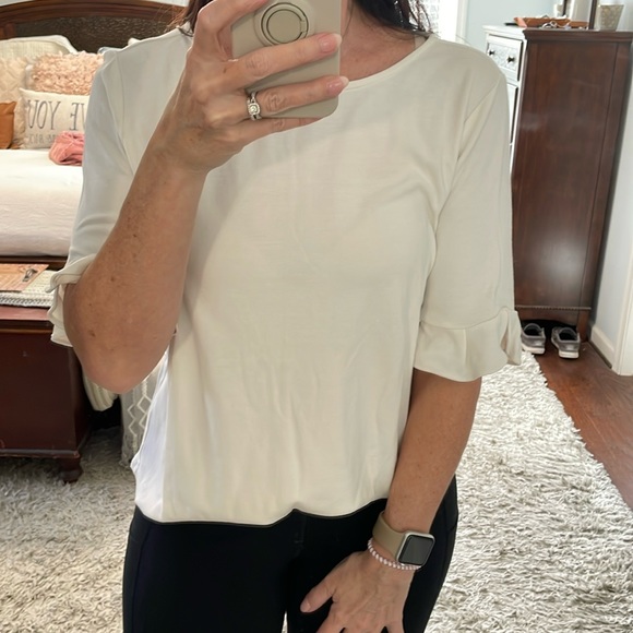 Ann Taylor Factory Cream Ruffle 1/2 Sleeve Top Size XL - Picture 4 of 9